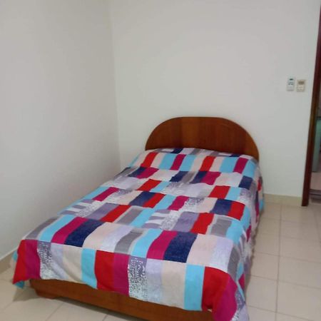 Estudio En El Centro De Asunción Eksteriør billede