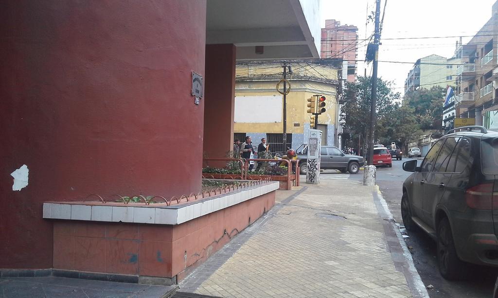 Estudio En El Centro De Asunción Eksteriør billede